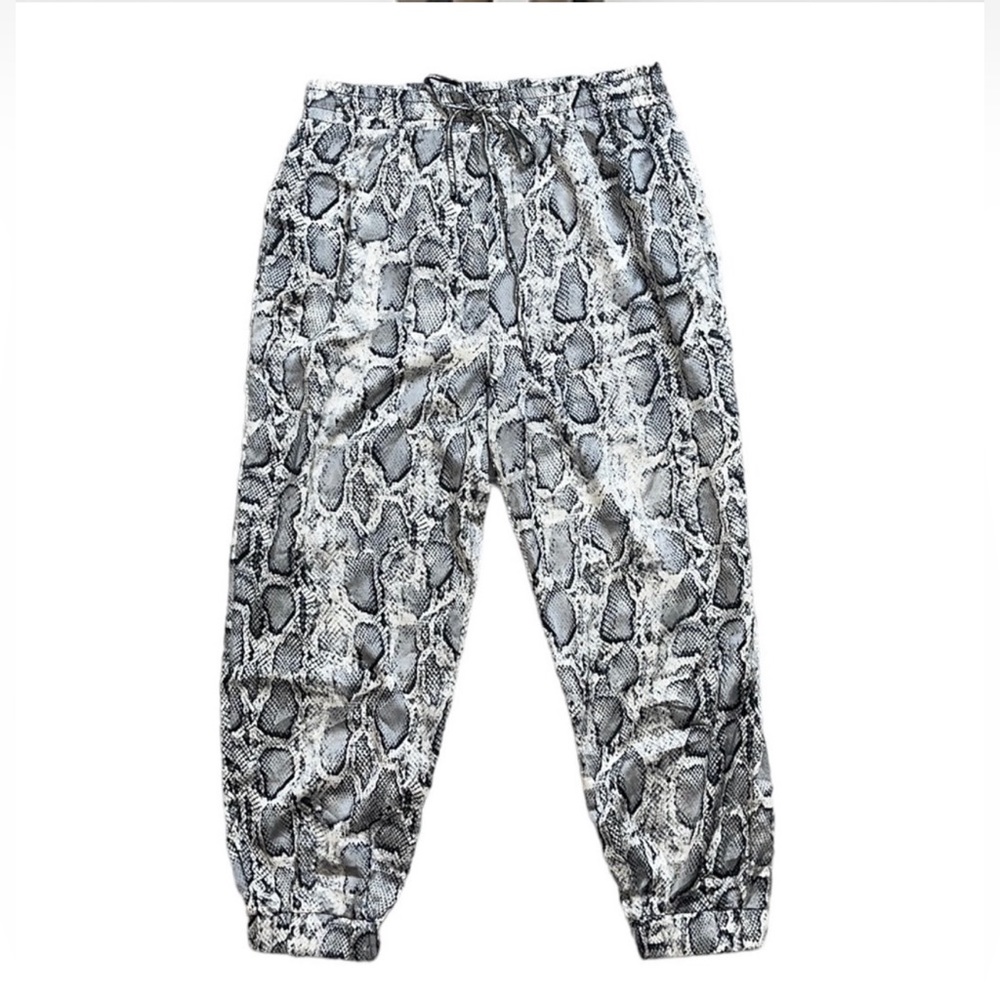 Bishop + Young | Snake Pint Jogger